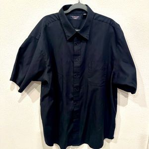 Roundtree & Yorke Classics Mens Short Sleeve Dress Shirt, XXL.